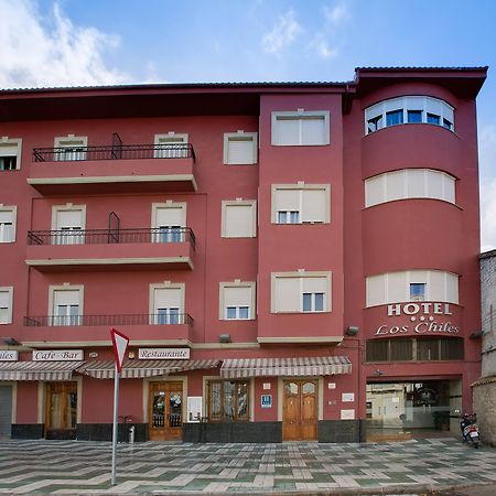 Hotel Los Chiles Villanueva Del Arzobispo Extérieur photo