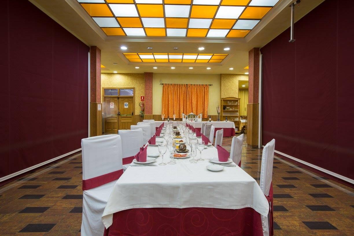 Hotel Los Chiles Villanueva Del Arzobispo Extérieur photo