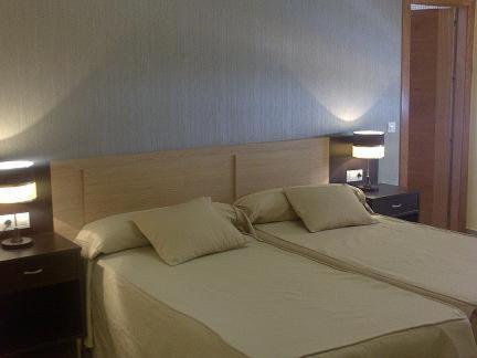 Hotel Los Chiles Villanueva Del Arzobispo Chambre photo