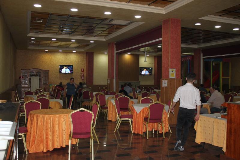Hotel Los Chiles Villanueva Del Arzobispo Extérieur photo